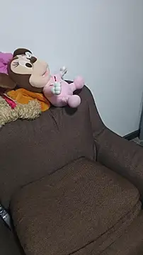 Snapshot of MoneyZy chatting on February 25, 5:33 pm MoneyZy online show from February 25, 5:33 pm