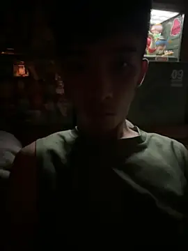 51roger0826 online show from May 31, 7:15 pm