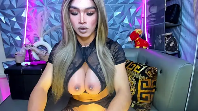 10inDominant Ayesha online show from March 17, 5:11 am