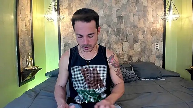 Snapshot of Adams_Sanz chatting on May 11, 8:28 pm Adams Sanz online show from May 11, 8:28 pm