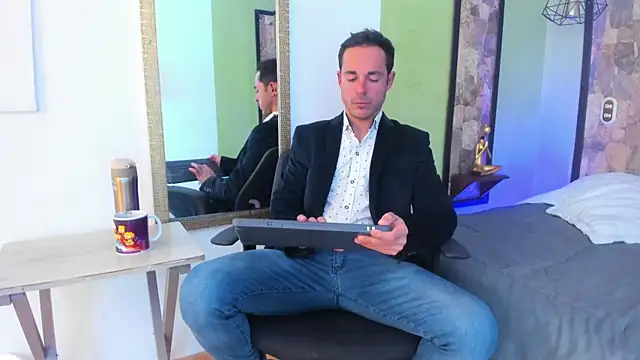Snapshot of Adams_Sanz chatting on May 15, 7:21 pm Adams Sanz online show from May 15, 7:21 pm