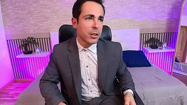 Snapshot of Adams_Sanz chatting on June 4, 8:04 pm Adams Sanz online show from June 4, 8:04 pm
