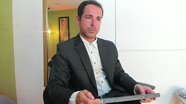 Snapshot of Adams_Sanz chatting on June 9, 7:36 pm Adams Sanz online show from June 9, 7:36 pm