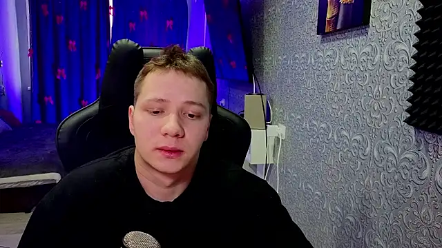 Karl Night  online show from February 24, 6:55 am