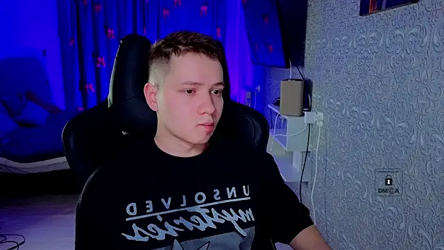 Karl Night  online show from March 8, 5:17 pm