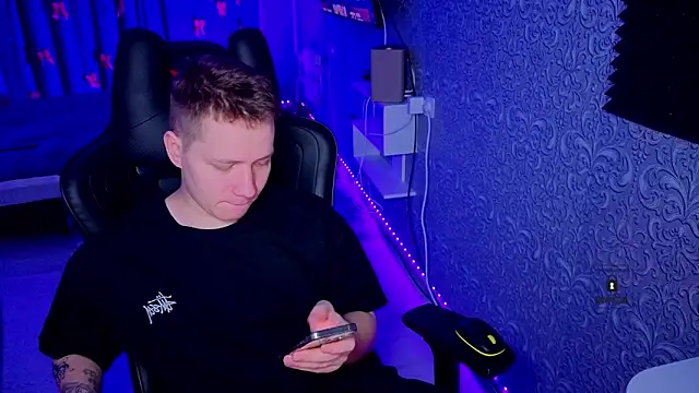 Karl Night  online show from March 15, 5:30 pm