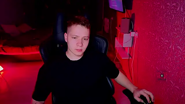 Karl Night  online show from March 27, 5:23 pm