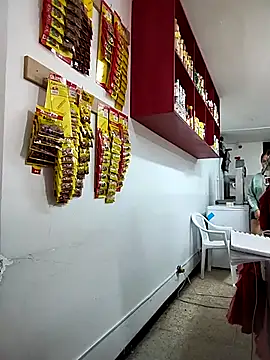 Snapshot of MaskedLatinaX chatting on March 10, 3:17 pm MaskedLatinaX online show from March 10, 3:17 pm