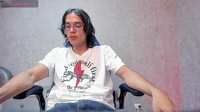 Noha castellano online show from March 10, 12:32 pm