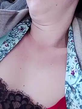 lily2022 online show from February 27, 7:52 am