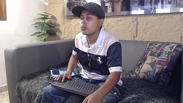 Noha  scott online show from March 4, 2:12 pm