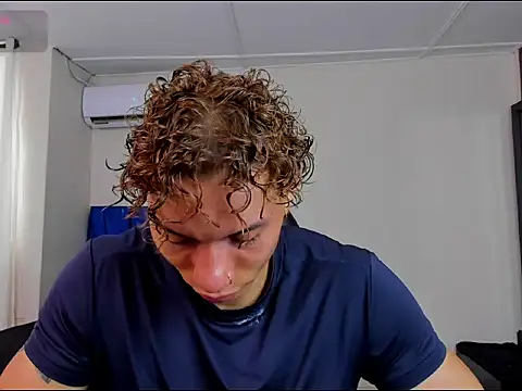 adam smiith1 online show from March 12, 1:39 pm