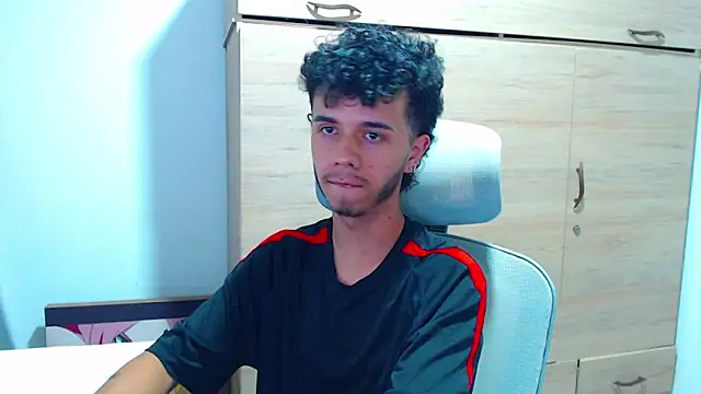 axeldarkk online show from February 23, 11:24 pm