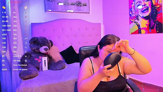 sienna cavalli online show from February 28, 12:50 pm