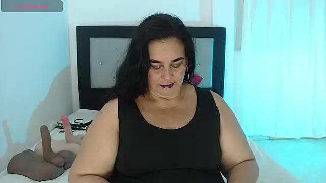 Sharlot curvy online show from March 12, 12:33 pm