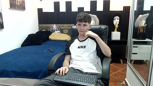 trevor mob online show from June 9, 7:25 pm