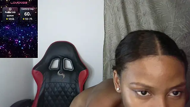 Snapshot of Dulce_camx chatting on August 3, 9:04 am Dulce camx online show from August 3, 9:04 am