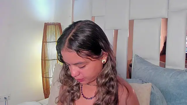 Snapshot of dulce_lyraa1 chatting on May 8, 10:59 pm dulce lyraa1 online show from May 8, 10:59 pm