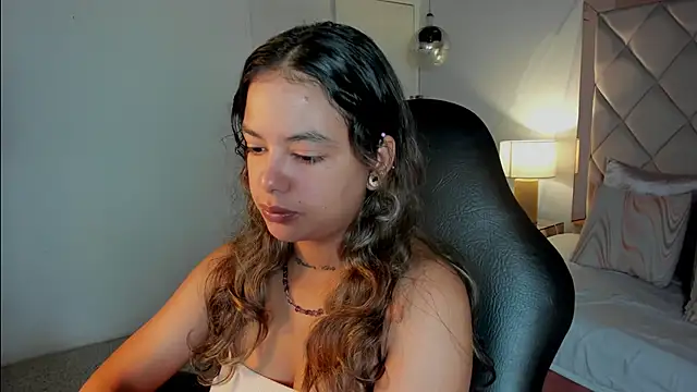 Snapshot of dulce_lyraa1 chatting on May 15, 4:19 am dulce lyraa1 online show from May 15, 4:19 am