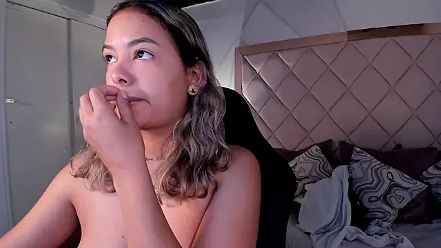 Snapshot of dulce_lyraa1 chatting on June 26, 5:12 am dulce lyraa1 online show from June 26, 5:12 am