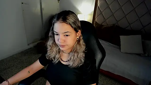 Snapshot of dulce_lyraa1 chatting on July 10, 4:06 am dulce lyraa1 online show from July 10, 4:06 am
