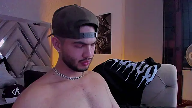 Snapshot of Vincentblack chatting on June 13, 11:46 pm Vincentblack online show from June 13, 11:46 pm