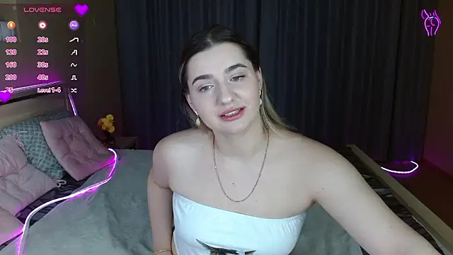 Smi1eF1ower online show from March 3, 10:37 pm