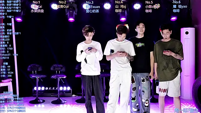 AOA-boy online show from April 28, 1:15 am