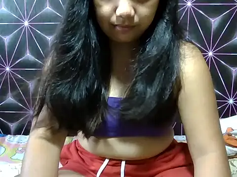 Flowerbebe online show from March 11, 6:30 am