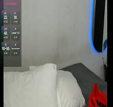 ValentinaSmith03 online show from March 18, 1:14 pm