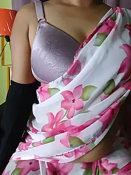 Snapshot of Kritika05 chatting on June 6, 3:50 pm Kritika05 online show from June 6, 3:50 pm