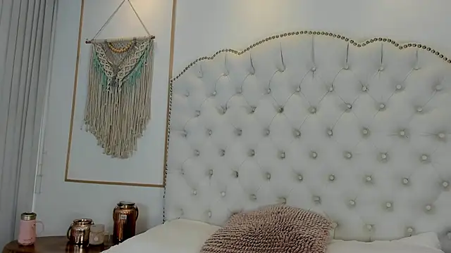 Sara funy online show from April 29, 11:36 am