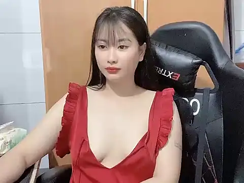 Sunny2868 online show from February 28, 5:19 am