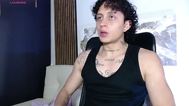 Jay Taylor1  online show from February 26, 2:32 am