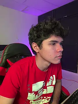 Camii pink online show from March 18, 5:49 pm