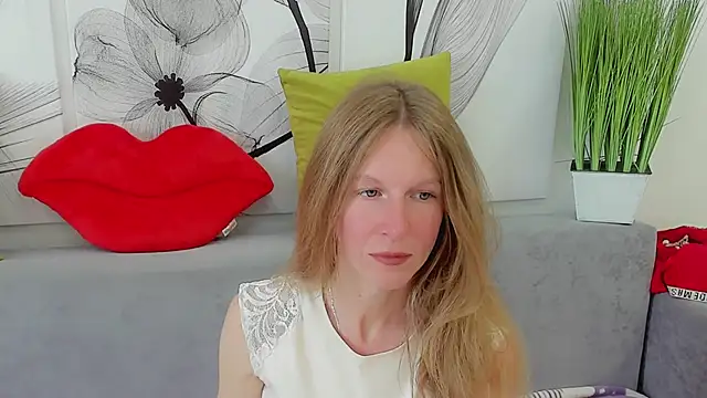 Mira XOo online show from June 19, 1:59 pm