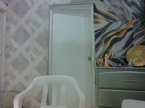 thewatcherxx02 online show from March 18, 2:47 am