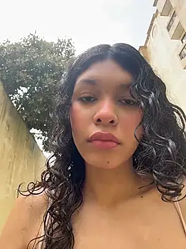 Snapshot of Sophiemoo_ chatting on July 5, 2:46 pm Sophiemoo online show from July 5, 2:46 pm