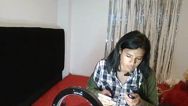 LeiLany777 online show from March 17, 3:00 am