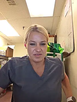 LadyB07 online show from July 1, 8:08 pm