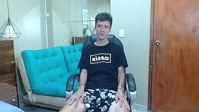 CamiEvan online show from March 14, 7:19 pm