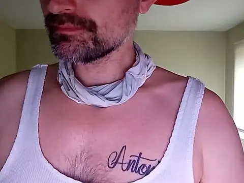 Viciouzz1 online show from May 29, 11:58 pm