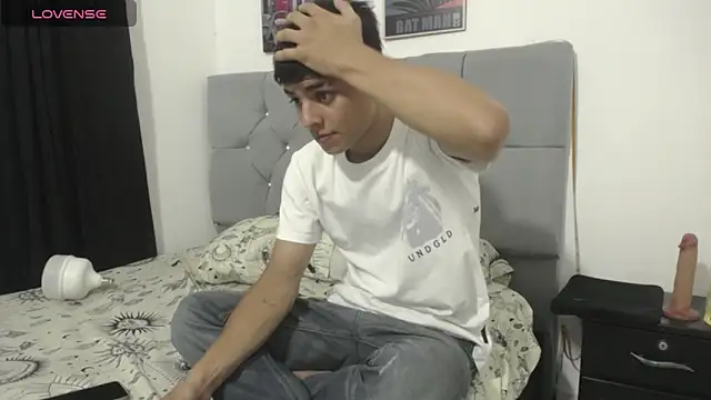 Logan Jhonson19 online show from February 28, 2:56 am