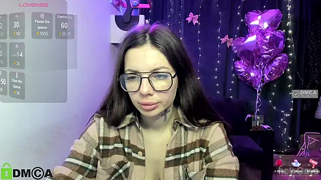 AlisMoonly online show from March 5, 7:48 am