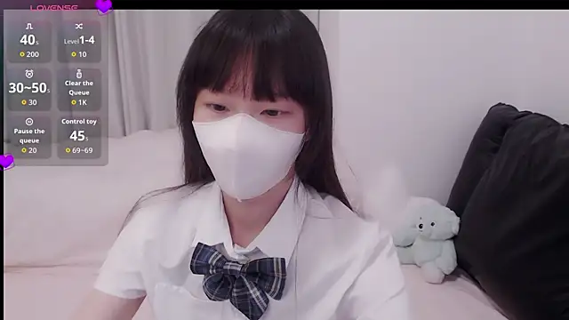 AiIris1 online show from May 2, 1:16 pm