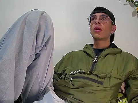 militoveruss2 online show from March 5, 10:55 am