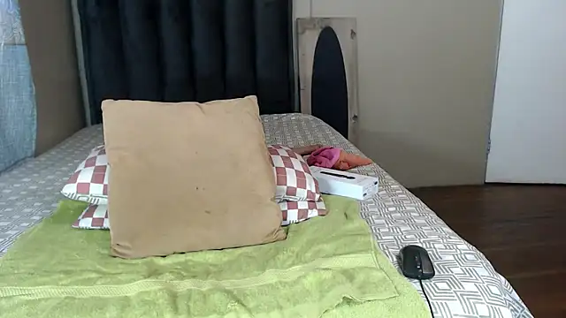 LexyDiana online show from June 7, 6:06 am