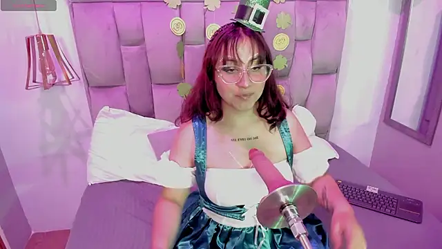 Maddie-LesYoux online show from March 17, 1:14 pm