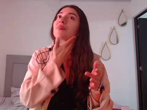 Julietaamado online show from June 19, 4:44 pm