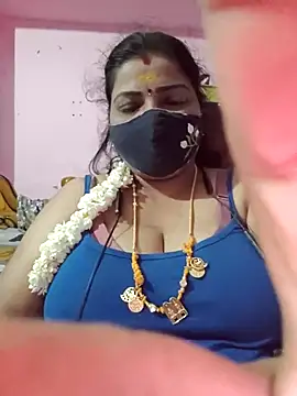 Snapshot of tamil_lathikaaa chatting on June 20, 5:49 pm tamil lathikaaa online show from June 20, 5:49 pm
